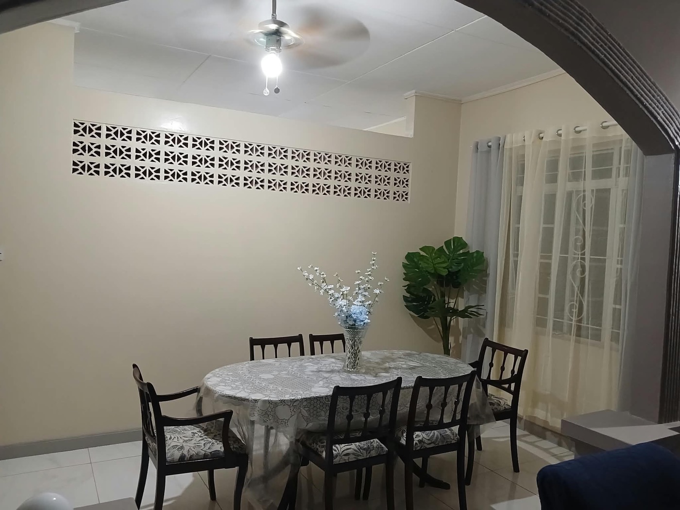 Apartment 2B dining room with mahogany table for six